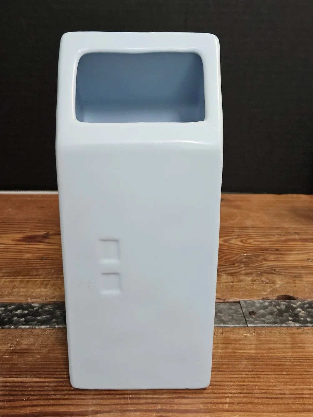 Rae Dunn Light Blue Ceramic 'HOME' For Bag Storage